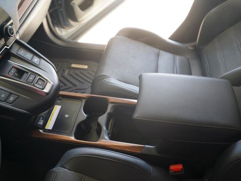 Used 2022 Honda CR-V Touring image 21