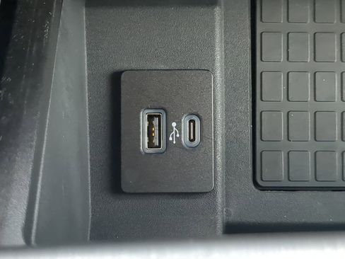 Used 2021 Ford F450 Platinum w/ FX4 Off-Road Package image 21