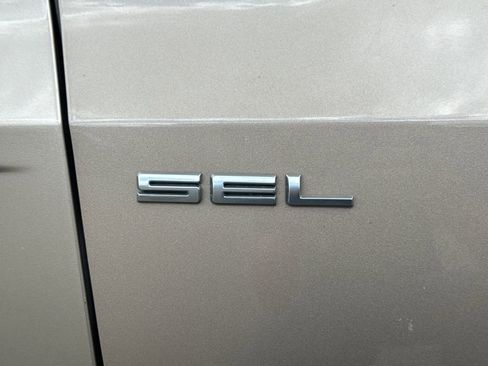 Used 2021 Ford Escape SEL AWD/4WD image 41