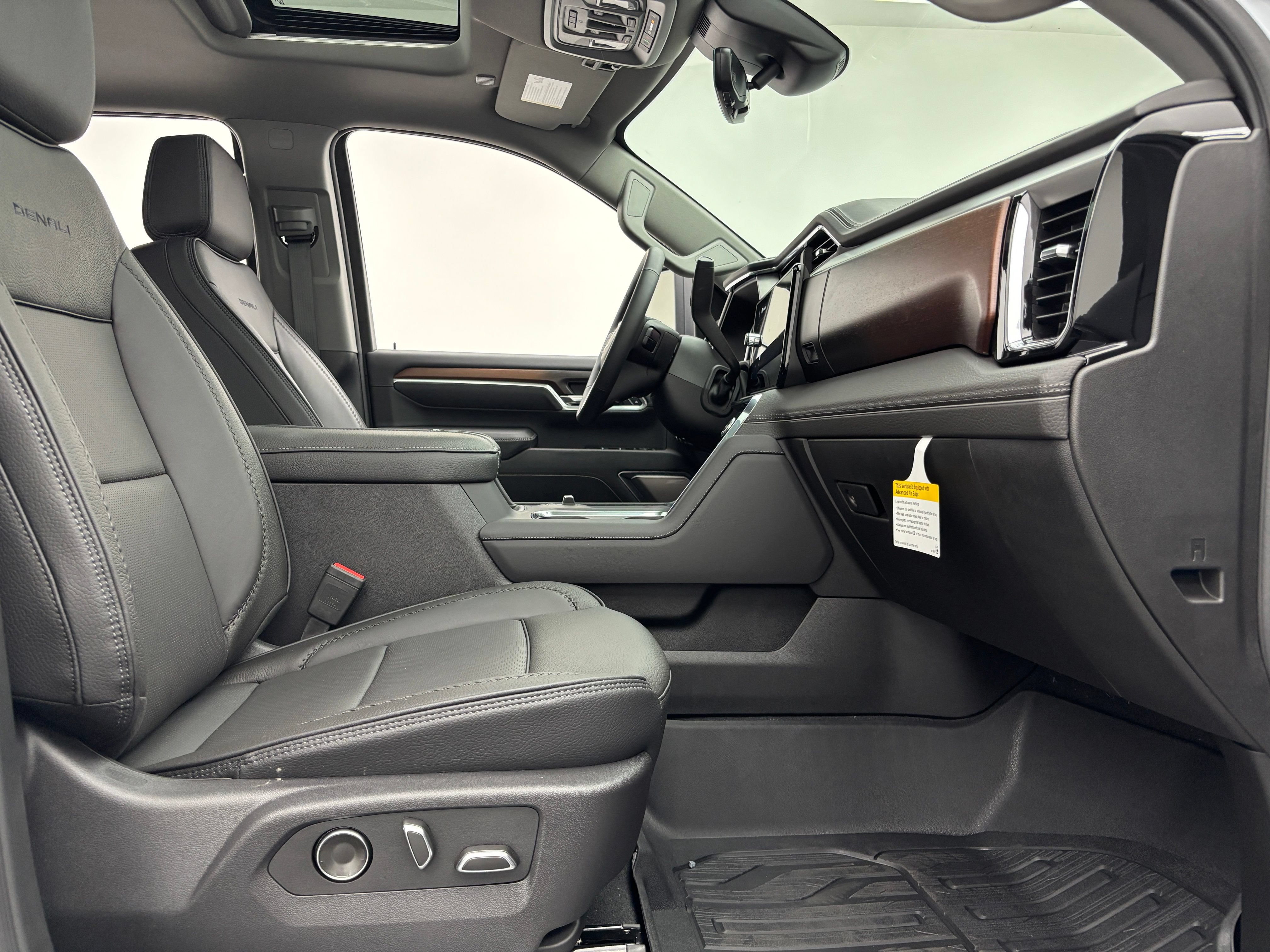 New 2026 GMC Sierra 3500 Denali AWD/4WD image 40
