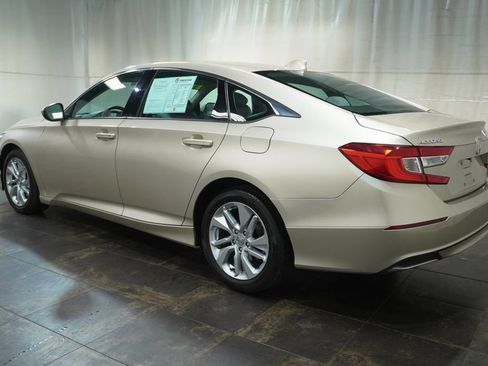 Used 2019 Honda Accord LX image 7