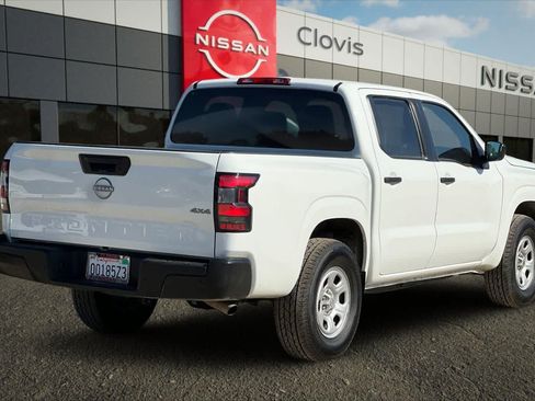 Used 2024 Nissan Frontier S w/ Technology Package AWD/4WD image 3