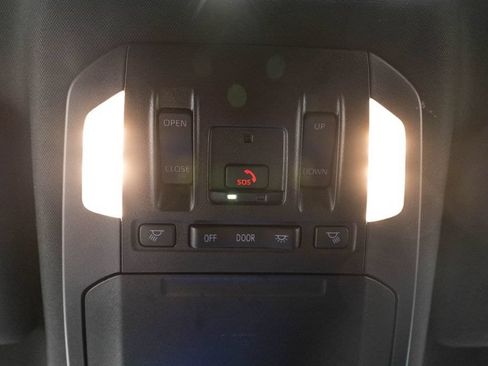 Certified 2026 Toyota Highlander XSE AWD/4WD image 30