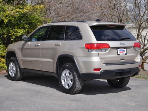 Used 2014 Jeep Grand Cherokee Laredo w/ All Weather Capability Group image 18