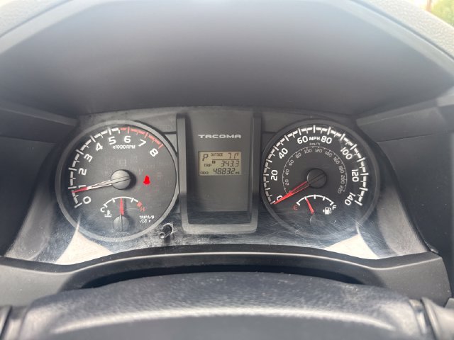 Used 2017 Toyota Tacoma SR RWD image 20