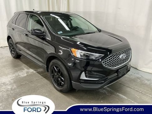 Used 2024 Ford Edge SEL AWD/4WD image 1