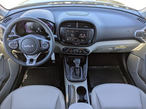 New 2025 Kia Soul LX image 43