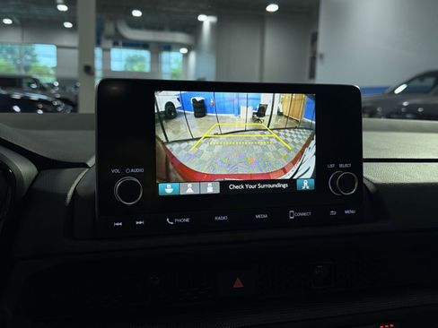 Used 2023 Honda CR-V EX image 32
