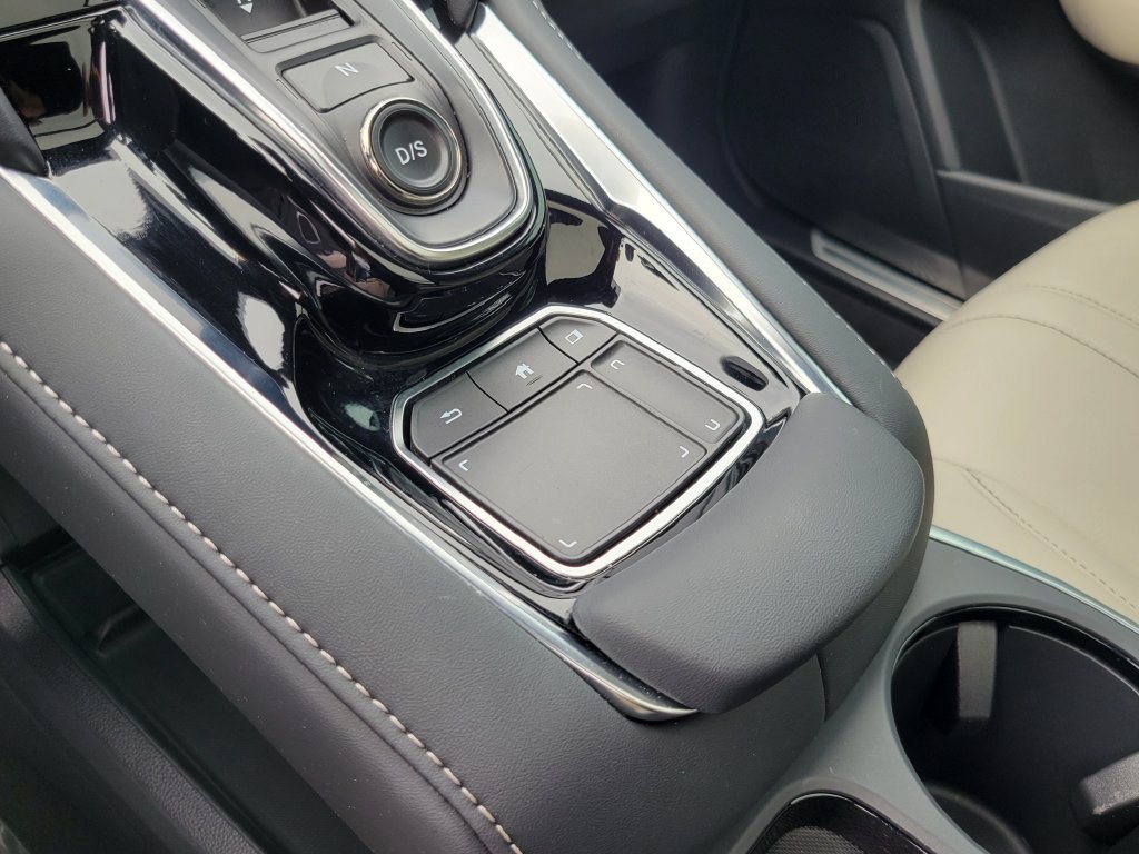 Used 2025 Acura RDX SH-AWD image 33