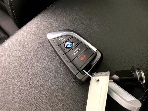 Certified 2023 BMW X3 xDrive30i w/ M Sport Package AWD/4WD image 27