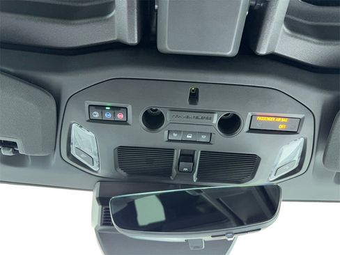 Used 2025 GMC Hummer EV 2X image 43