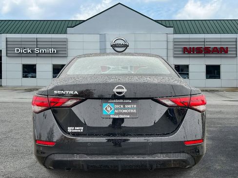 Used 2025 Nissan Sentra S image 5