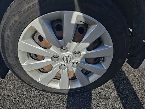 Used 2014 Nissan Sentra FE+ SV image 36