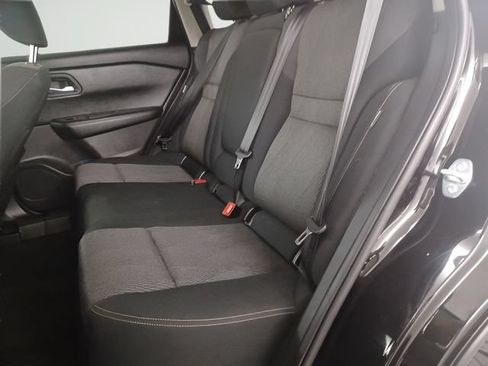Used 2024 Nissan Rogue SV FWD image 12