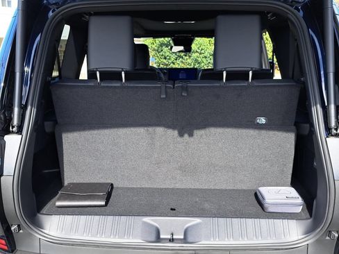 Used 2026 Lexus GX 550 w/ Accessory Package (31) AWD/4WD image 13