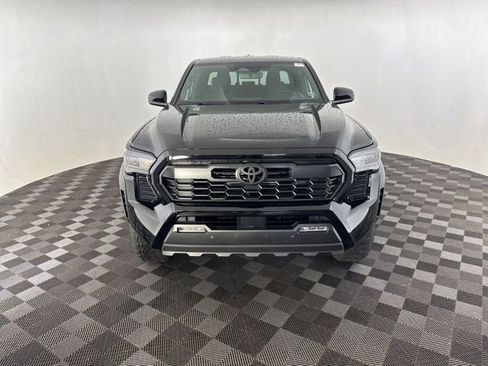 Used 2024 Toyota Tacoma TRD Off-Road w/ TRD Off Road Upgrade Package AWD/4WD image 2