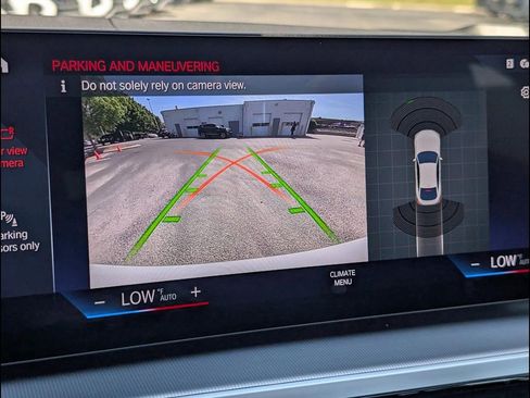 Used 2022 BMW i4 eDrive40 w/ Premium Package image 17