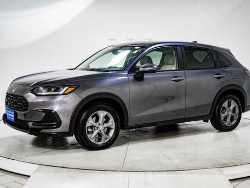 Certified 2026 Honda HR-V LX image 4