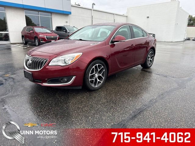 Used 2017 Buick Regal Sport Touring FWD image 1