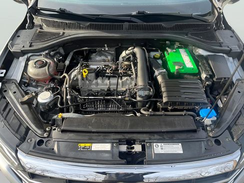 Used 2019 Volkswagen Jetta SE w/ Cold Weather Package image 16