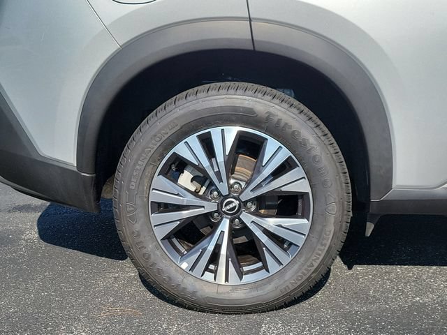 Used 2022 Nissan Rogue SV AWD/4WD image 7