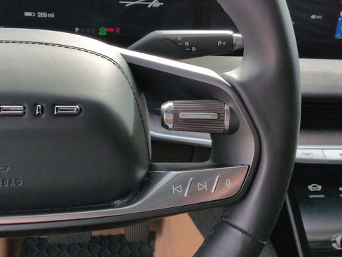 Used 2022 Lucid Air Grand Touring image 20