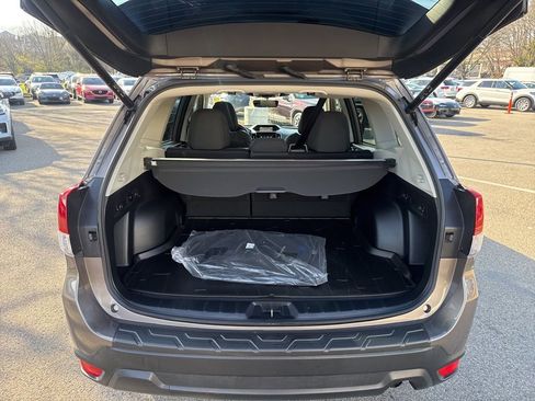 Used 2024 Subaru Forester Premium image 26