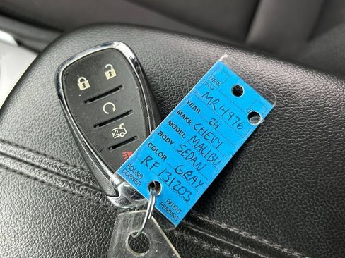 Used 2024 Chevrolet Malibu LT FWD image 38