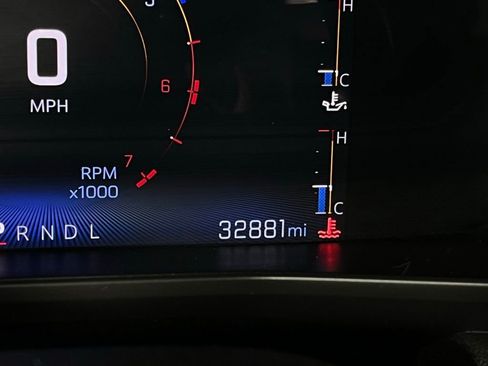 Used 2023 Chevrolet Colorado W/T image 16