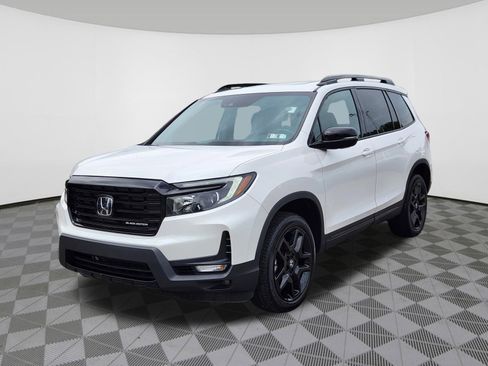 Certified 2024 Honda Passport Black Edition image 2