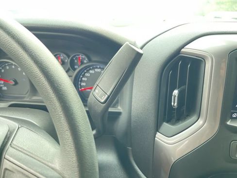 Certified 2022 Chevrolet Silverado 1500 Custom Trail Boss w/ LPO, Dark Essentials Package AWD/4WD image 15