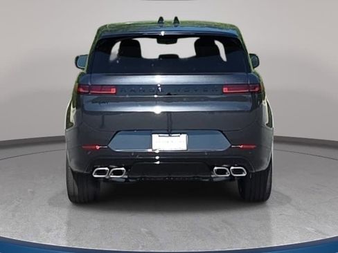 New 2026 Land Rover Range Rover Sport Dynamic SE AWD/4WD image 6