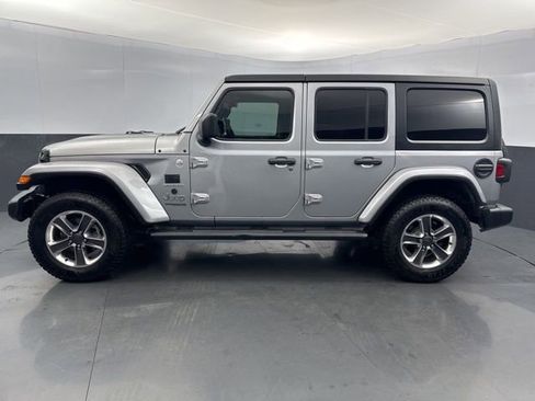 Used 2021 Jeep Wrangler Unlimited Sahara image 4