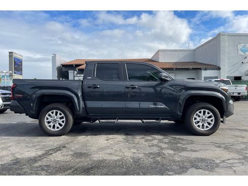 Used 2024 Toyota Tacoma SR5 image 7