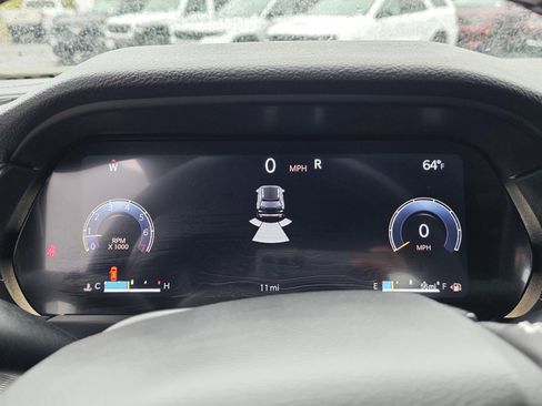 New 2025 Jeep Grand Cherokee Altitude image 16