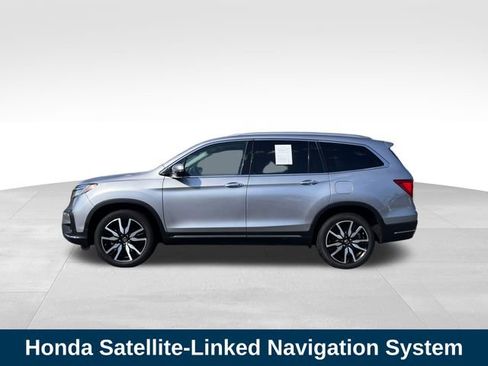 Used 2020 Honda Pilot Touring image 2