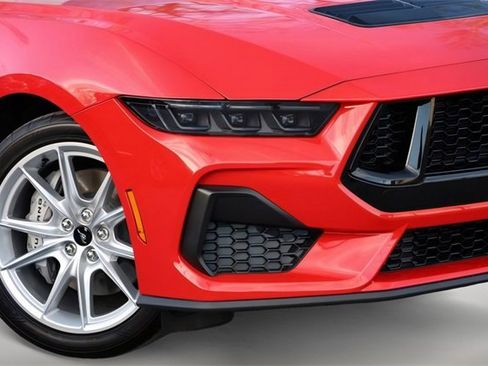 Certified 2025 Ford Mustang GT Premium image 7