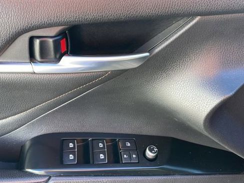 Used 2018 Toyota Camry XLE w/ Audio Package image 14