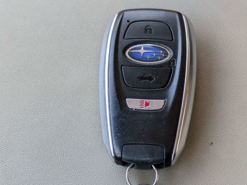 Used 2023 Subaru Outback Limited image 31