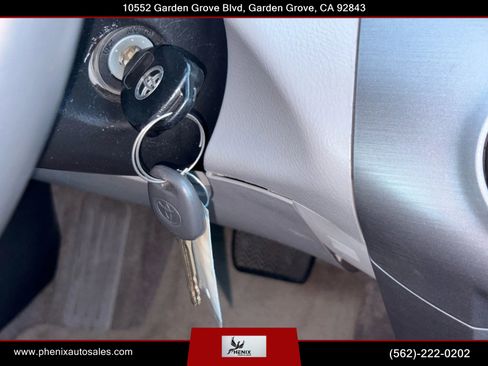 Used 2008 Toyota RAV4 Limited image 34