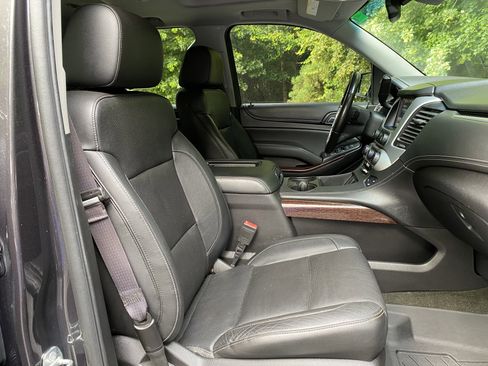 Used 2016 GMC Yukon SLT w/ Open Road Package RWD image 36