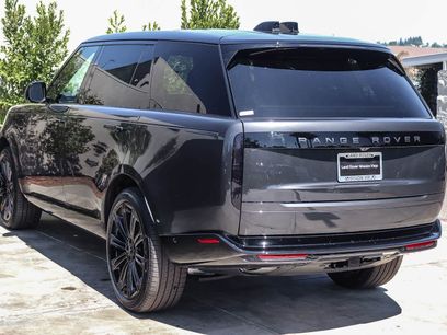 New 2026 Land Rover Range Rover Long Wheelbase SE