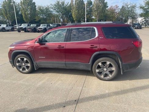 Used 2017 GMC Acadia SLT AWD/4WD image 2