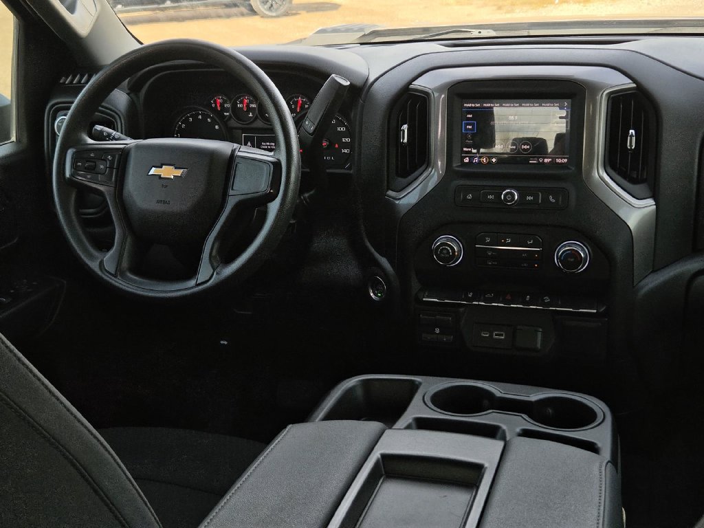 Used 2025 Chevrolet Silverado 2500 W/T w/ WT Convenience Package AWD/4WD image 11