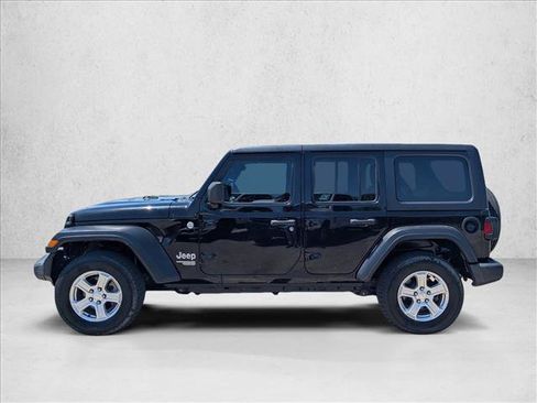 Used 2019 Jeep Wrangler Unlimited Sport S AWD/4WD image 9