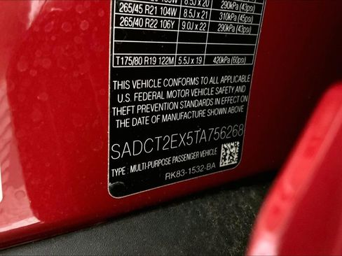 New 2026 Jaguar F-PACE R-Dynamic S image 10