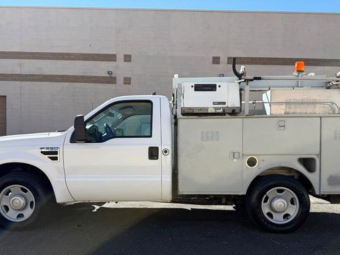 Used 2008 Ford F350 XL image 5