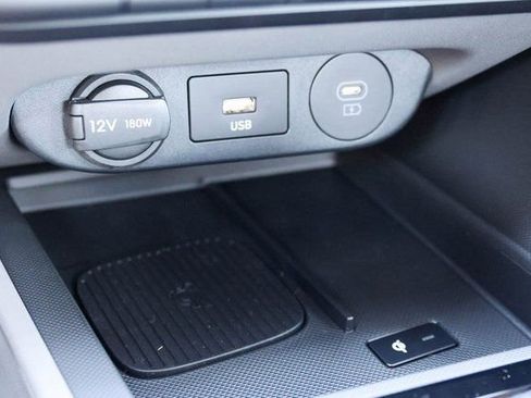 New 2026 Hyundai Elantra Sport image 16