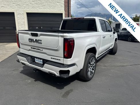 Used 2024 GMC Sierra 1500 Denali Ultimate AWD/4WD image 7
