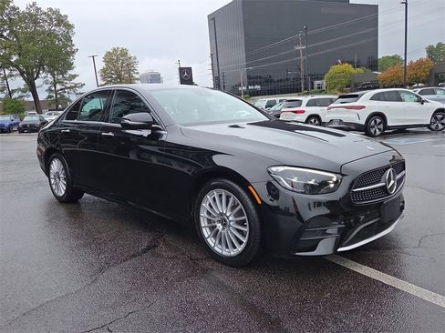 Certified 2023 Mercedes-Benz E 350 4MATIC Sedan image 7
